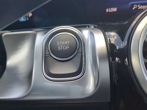 Used 2024 Mercedes-Benz EQB 250+ image 15