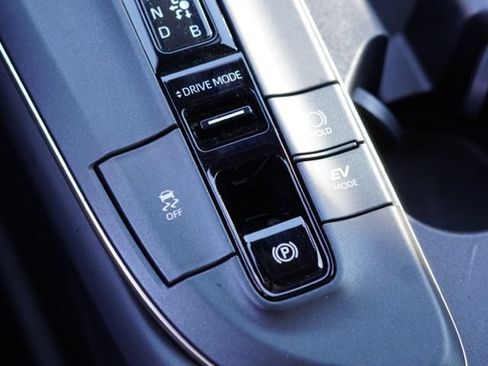Certified 2023 Toyota Crown w/ Advanced Technology Package AWD/4WD image 34