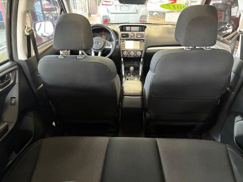 Used 2017 Subaru Forester 2.5i Premium w/ Popular Package #2A AWD/4WD image 15