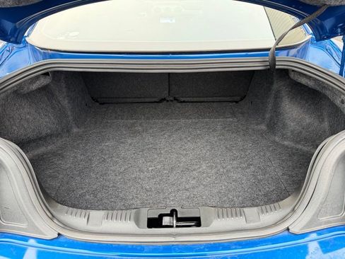 Used 2018 Ford Mustang Premium image 17