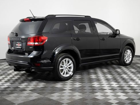 Used 2016 Dodge Journey SXT w/ Comfort/Convenience Group image 8