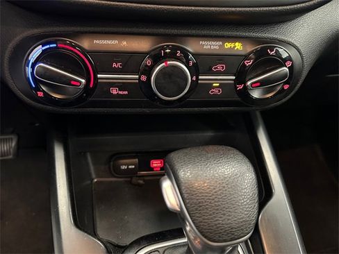 Used 2020 Kia Soul S image 26