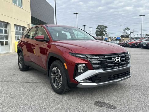 New 2026 Hyundai Tucson Blue SE image 2