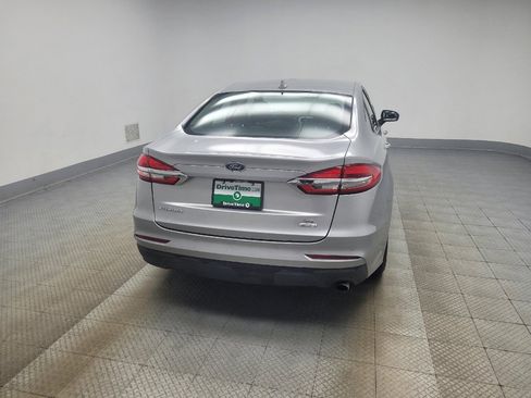 Used 2020 Ford Fusion SE FWD image 7