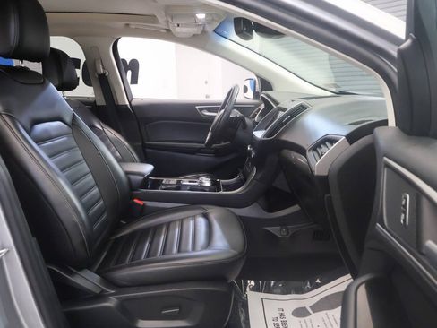 Used 2020 Ford Edge SEL w/ Convenience Package AWD/4WD image 17