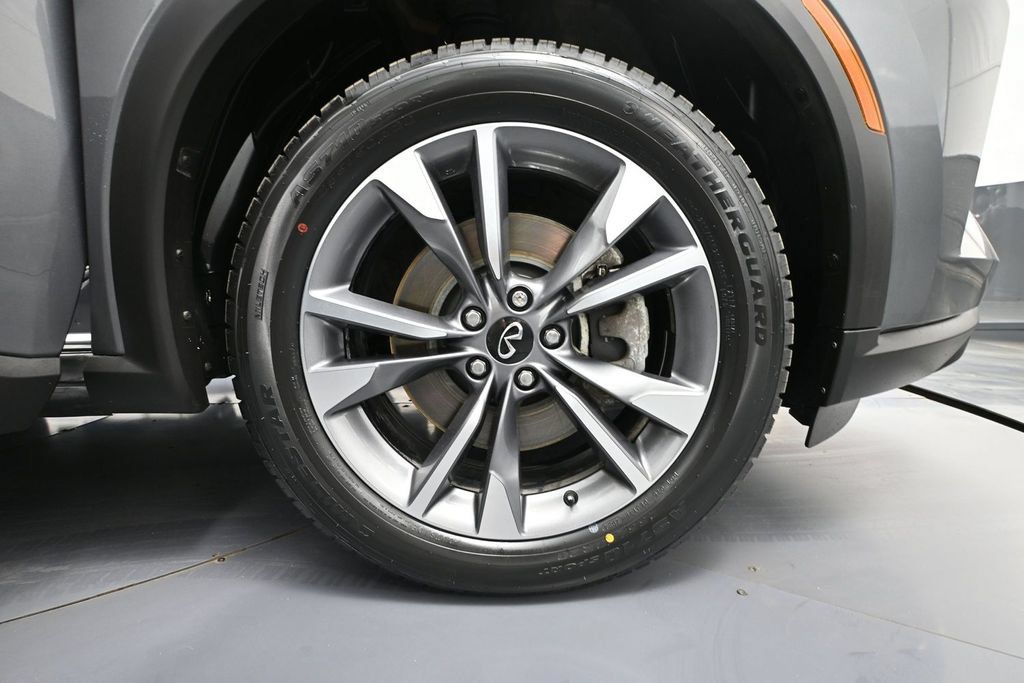 Used 2024 INFINITI QX60 Luxe AWD/4WD image 12