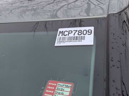 Used 2024 Chevrolet Blazer LT w/ Convenience Package image 32