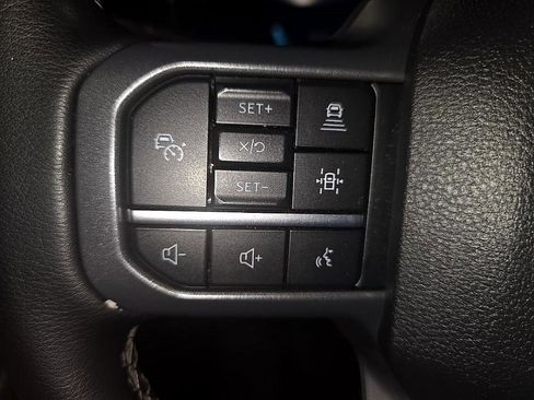 Used 2025 Ford F350 Lariat w/ Lariat Ultimate Package image 15