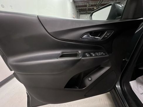 Used 2019 Chevrolet Equinox LT AWD/4WD image 22