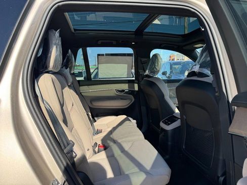 New 2026 Volvo XC90 T8 Plus w/ Protection Package Premier image 5