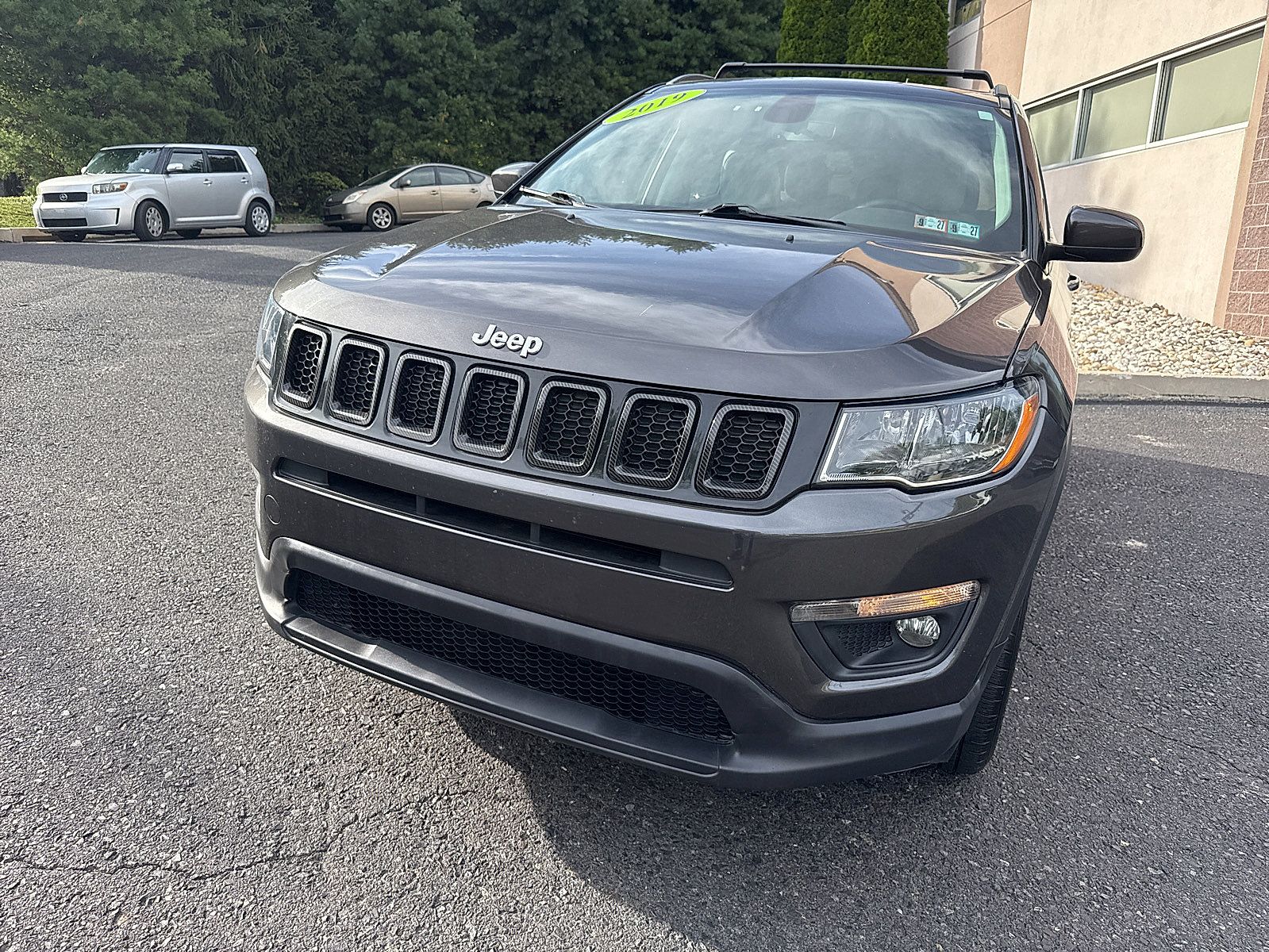 Used 2019 Jeep Compass Latitude w/ Popular Equipment Group AWD/4WD image 11