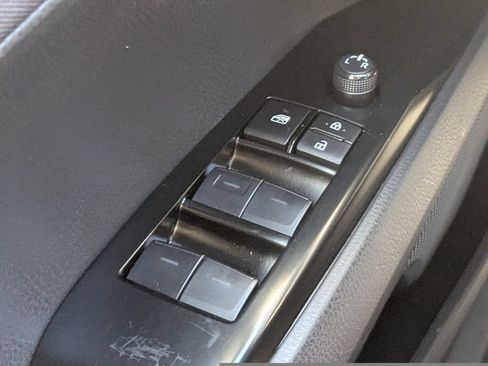 Used 2025 Toyota Camry LE FWD image 21