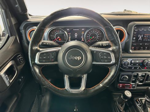 Used 2021 Jeep Gladiator Mojave AWD/4WD image 13