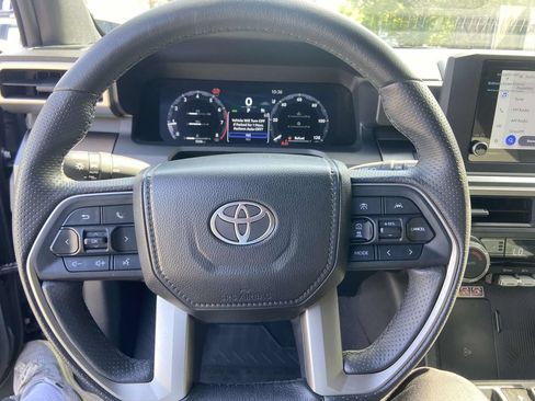 Used 2025 Toyota 4Runner TRD Sport RWD image 36