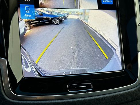 Used 2024 Volvo XC90 T8 Ultimate w/ Protection Package image 23