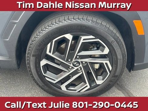 Used 2025 Hyundai Tucson Limited AWD/4WD image 14