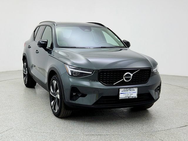 New 2026 Volvo XC40 B5 Ultra w/ Climate Package AWD/4WD image 2