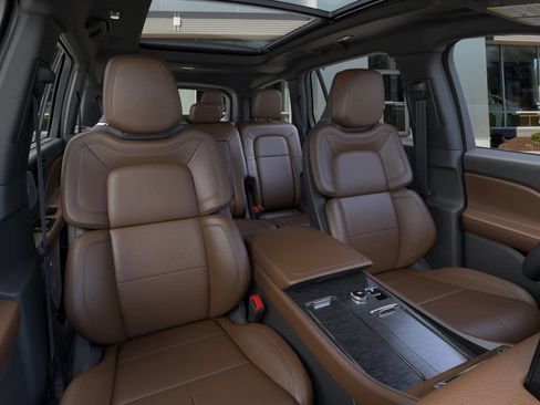 New 2025 Lincoln Aviator Reserve w/ Equipment Group 201A image 10