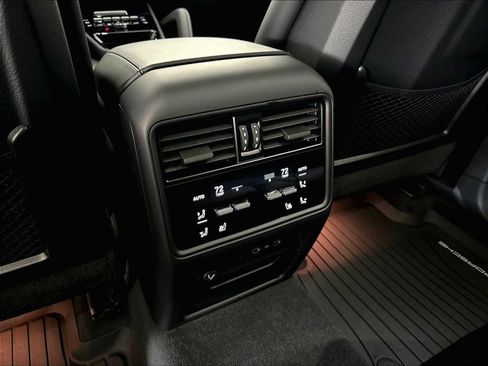 New 2026 Porsche Cayenne AWD/4WD image 27