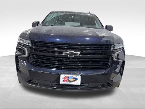 Used 2023 Chevrolet Tahoe RST w/ Luxury Package image 2