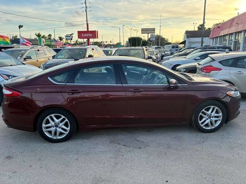 Used 2015 Ford Fusion SE FWD image 7