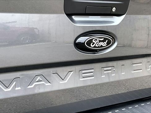 Used 2025 Ford Maverick Lobo AWD/4WD image 31