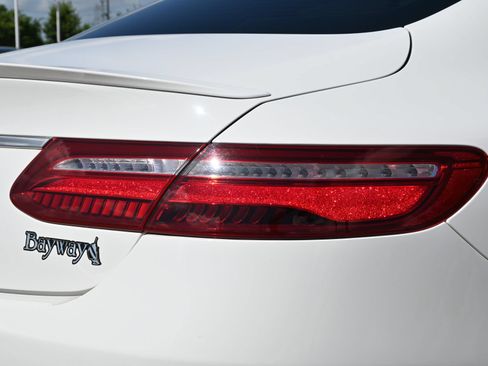 Used 2018 Mercedes-Benz E 400 Coupe image 23