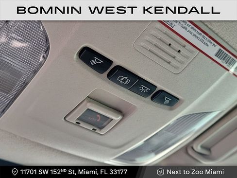 Used 2021 Toyota Corolla LE image 24