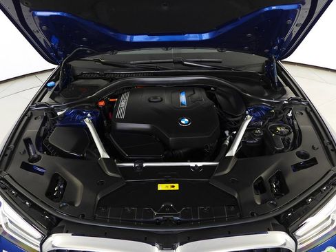 Certified 2023 BMW 530e w/ Convenience Package image 6