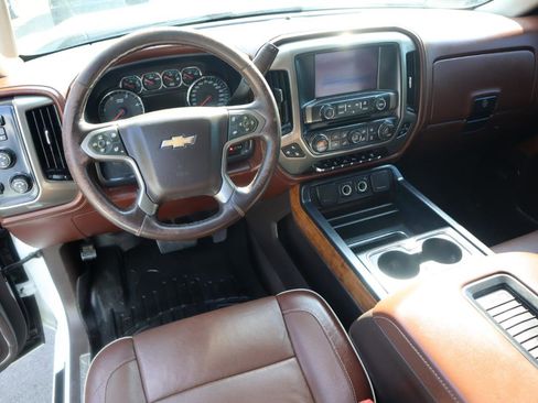 Used 2016 Chevrolet Silverado 2500 High Country w/ Duramax Plus Package AWD/4WD image 11
