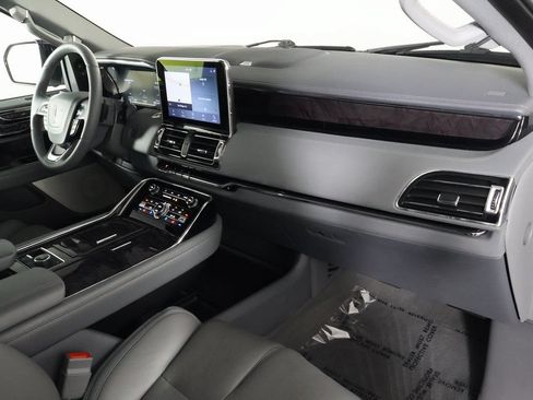Used 2020 Lincoln Navigator Reserve w/ Luxury Package AWD/4WD image 9