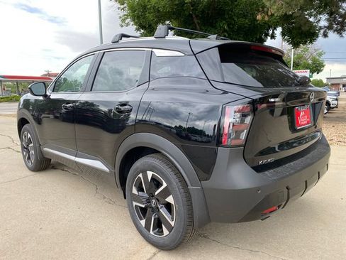 New 2026 Nissan Kicks SV w/ Cold Weather Package AWD/4WD image 3