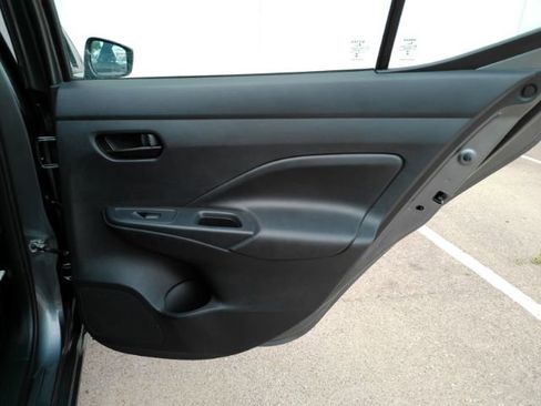 Used 2025 Nissan Versa S FWD image 19