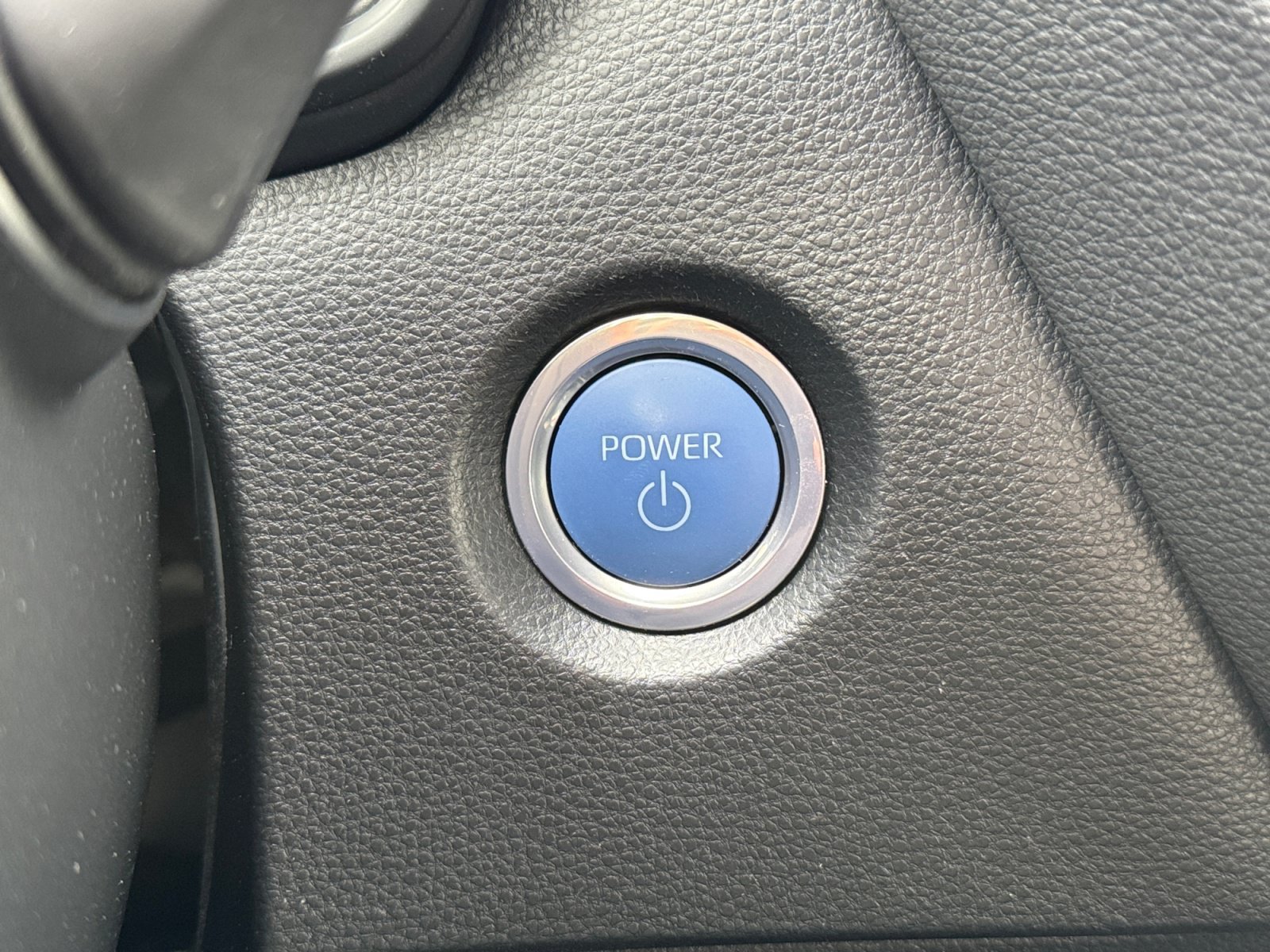 Used 2022 Toyota Corolla LE FWD image 5