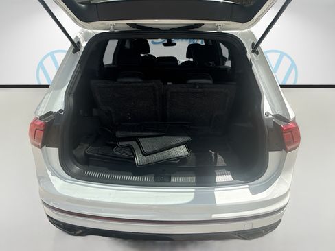 Used 2023 Volkswagen Tiguan SE R-Line FWD image 26