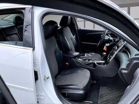 Used 2015 Chevrolet Malibu LT w/ Power Convenience Package FWD image 7