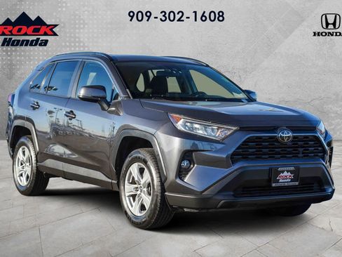 Used 2019 Toyota RAV4 XLE image 5
