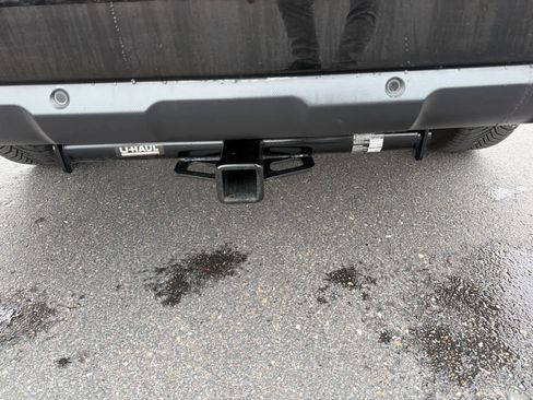 Used 2017 Subaru Outback 2.5i Limited image 9