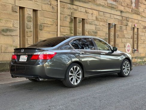 Used 2014 Honda Accord Sport image 4