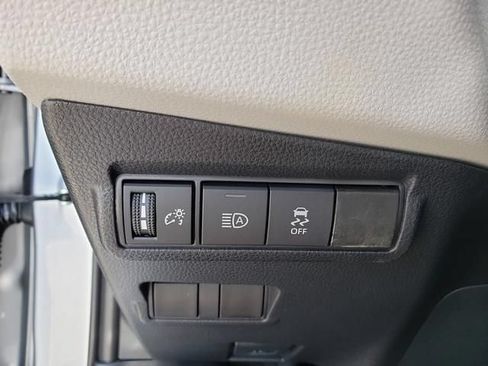 Used 2026 Toyota Corolla Cross L FWD image 16