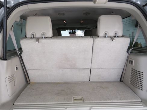 Used 2010 Lincoln Navigator 4WD image 24