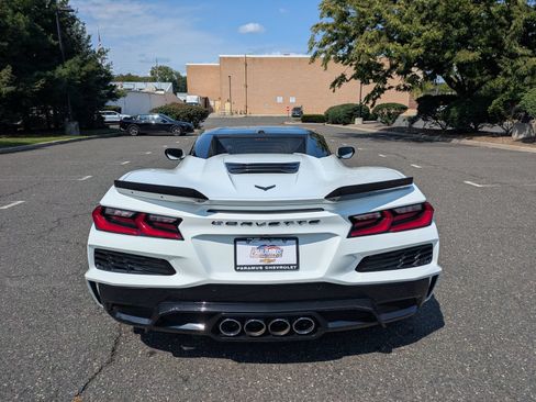 Used 2025 Chevrolet Corvette Z06 RWD image 7