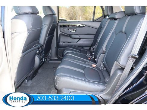 New 2025 Honda Pilot Touring image 32