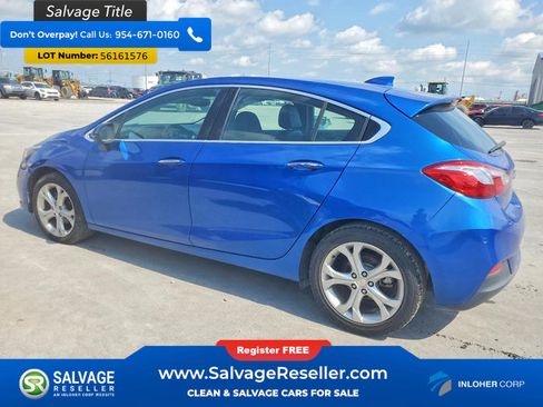 Used 2017 Chevrolet Cruze Premier w/ Enhanced Convenience Package FWD image 3