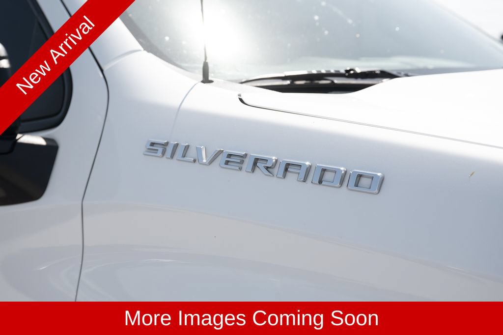 Used 2024 Chevrolet Silverado 1500 Custom AWD/4WD image 8