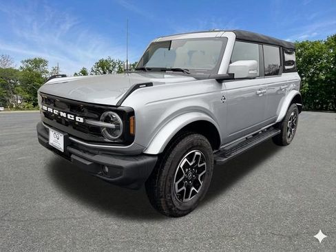 Used 2023 Ford Bronco Outer Banks AWD/4WD image 4
