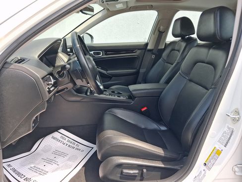 Used 2024 Honda Civic Touring image 5