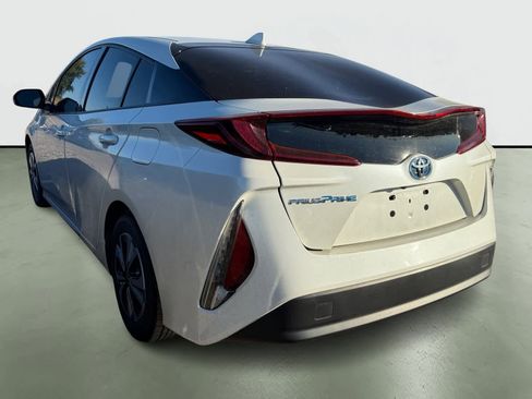 Used 2017 Toyota Prius Prime Plus image 3