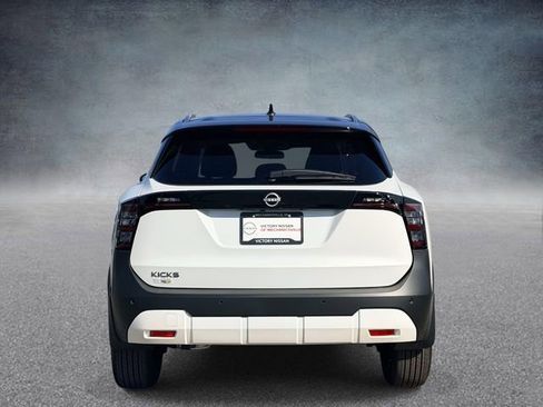 New 2026 Nissan Kicks SV image 3