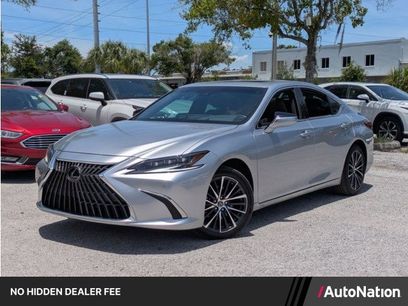 Certified 2024 Lexus ES 300h w/ Premium Package